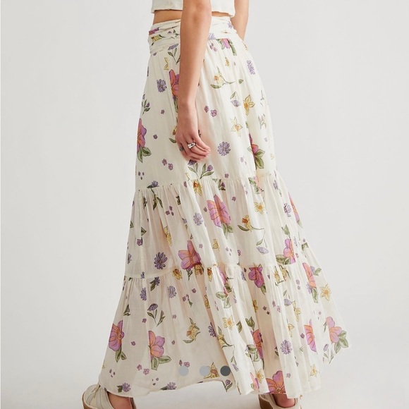 Luna Floral Print Convertible Maxi In Ivory Combo - Picture 13 of 13